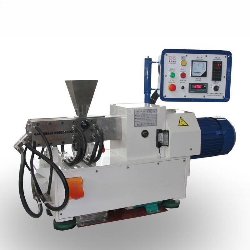 100mm Dia واحد خرطوشة extruder Kneader آلة لإنتاج طبقة مسحوق